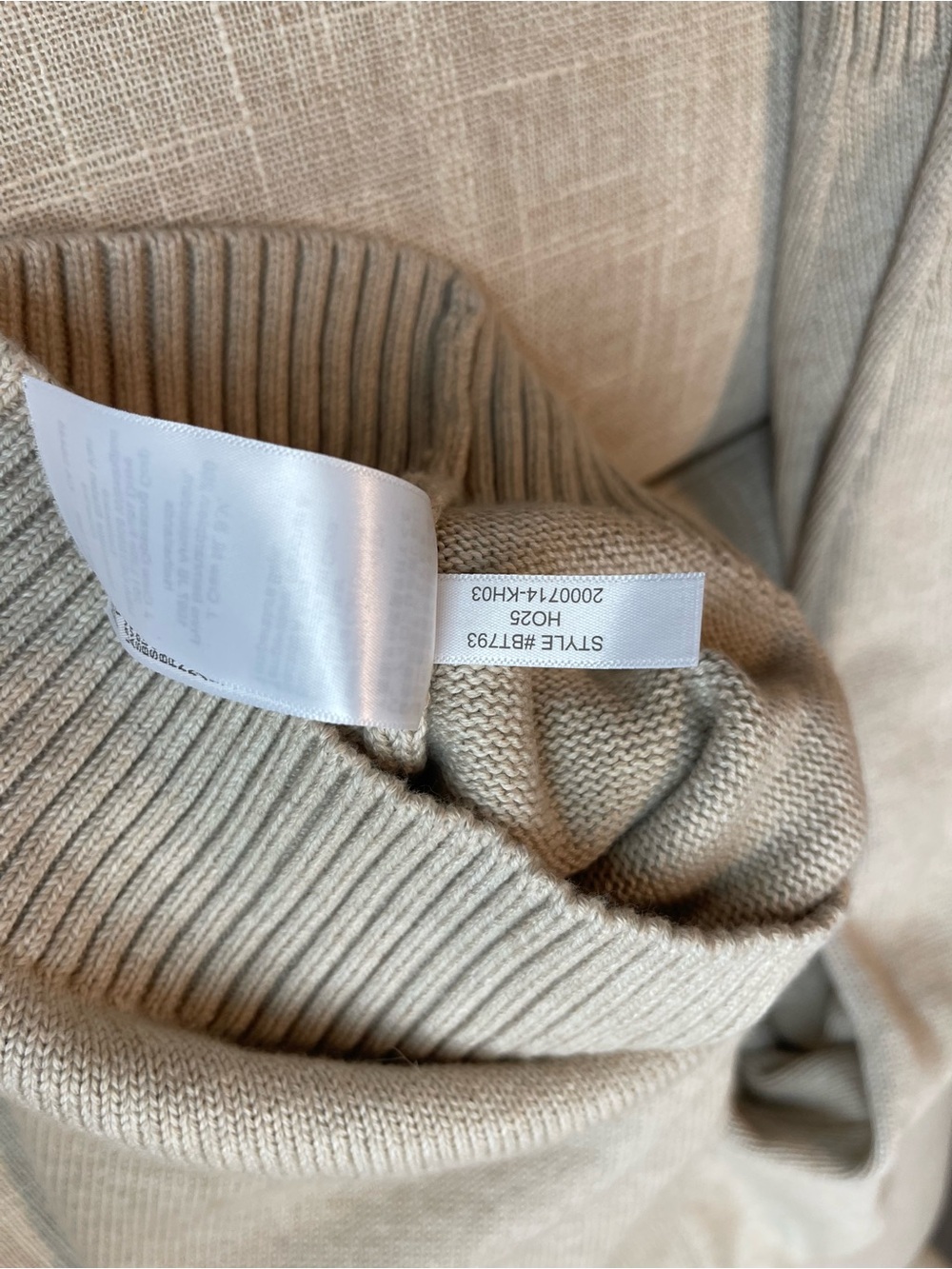 J. Crew Men's Half-Zip Sweater in Light Cream - Picture 7 of 7